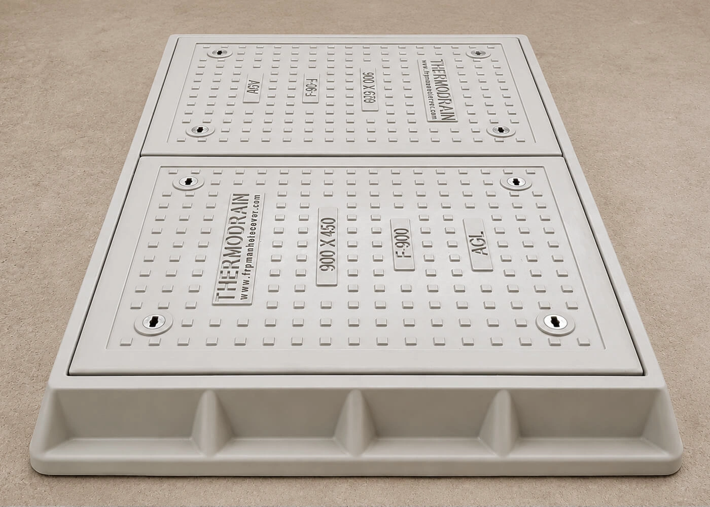 multiple-covers-with-frame
